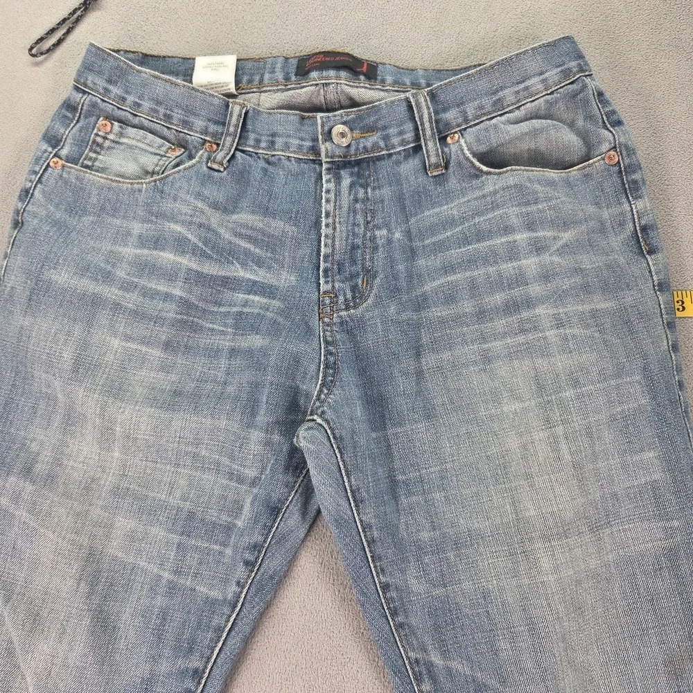 Levis Mens Jeans Blue Light Wash Regular Straight Fits 30x31‎